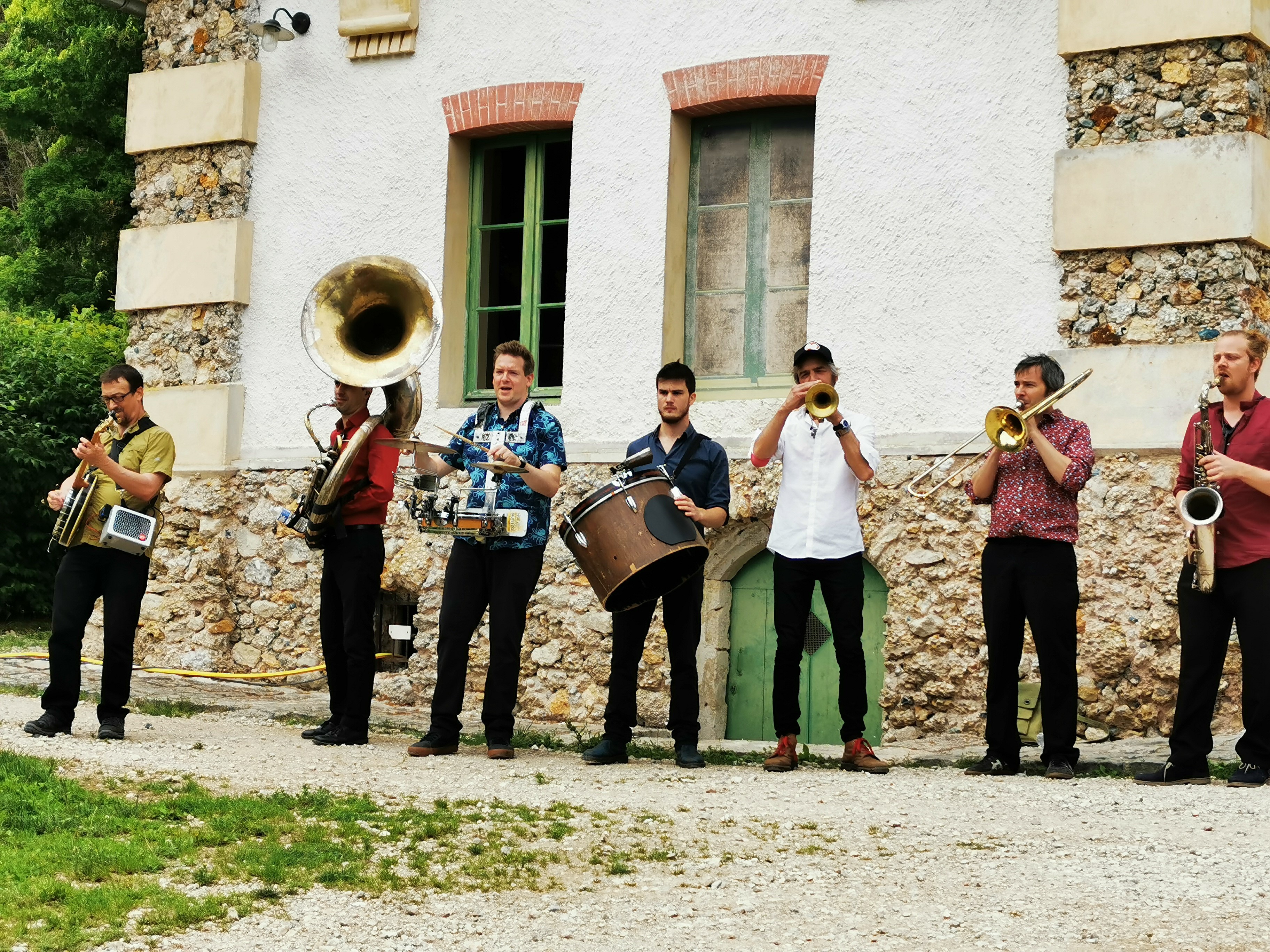 festival/fanfare_EgYkcHb.jpg